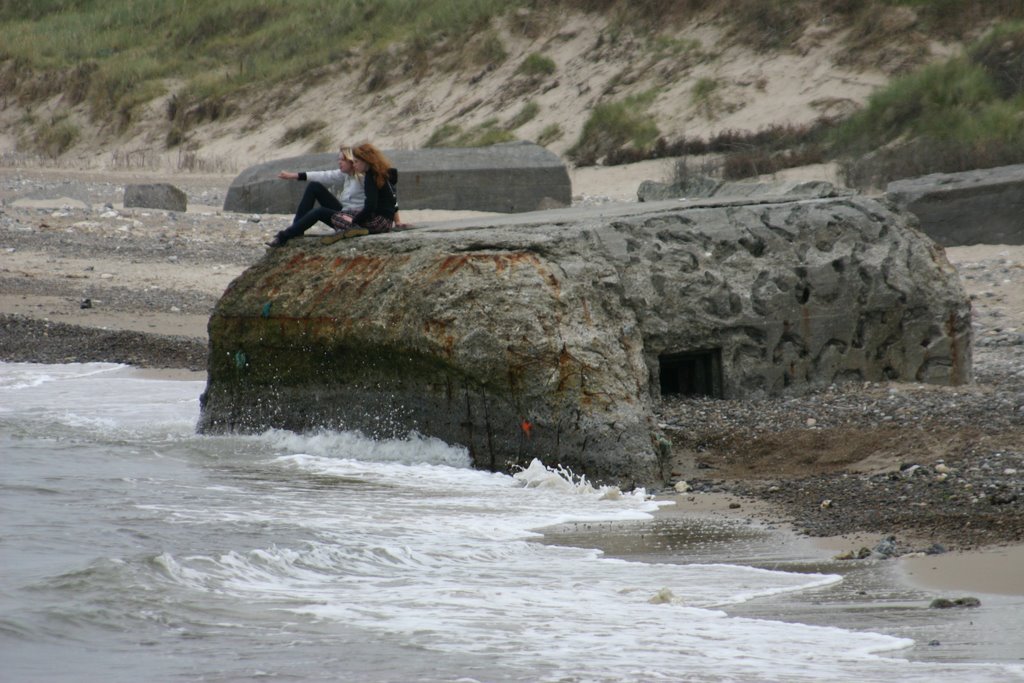 Flankierender MG-Bunker dient heute friedlichen Zwecken by pillboxs