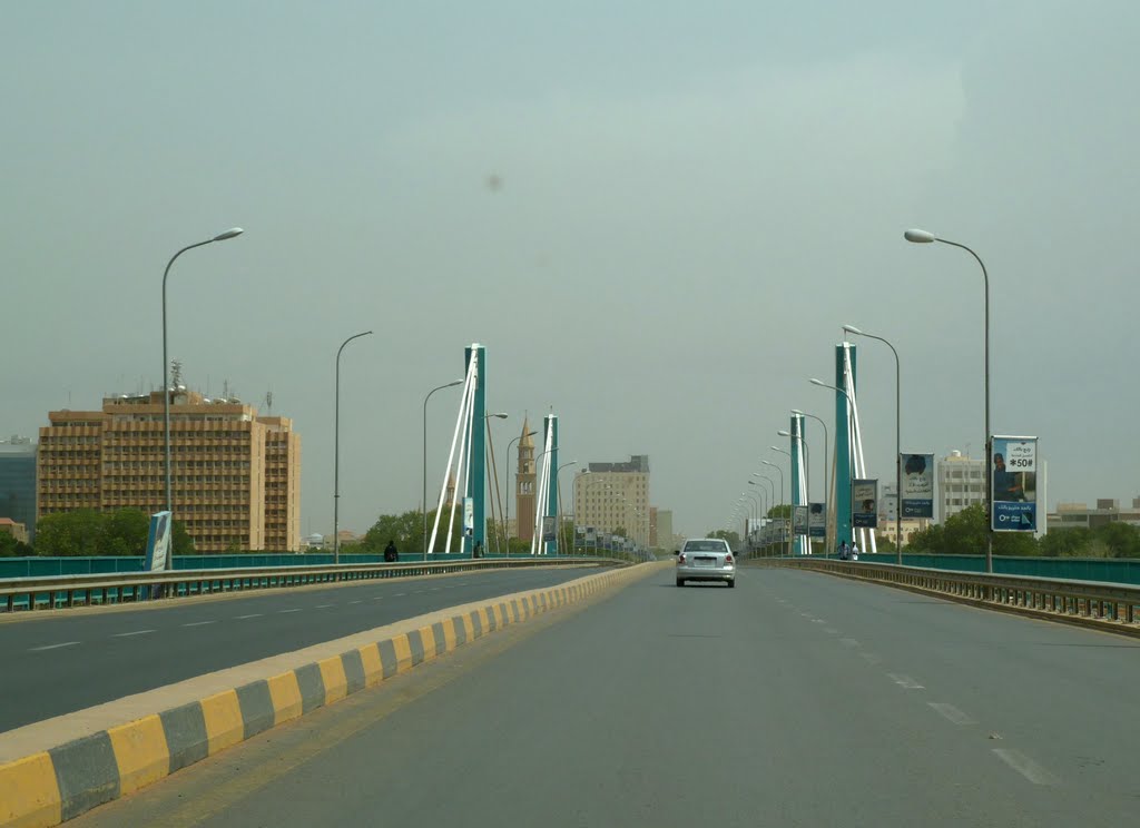 Bridge over Blue River Nile, 北喀土穆-喀土穆大桥 by Shutter