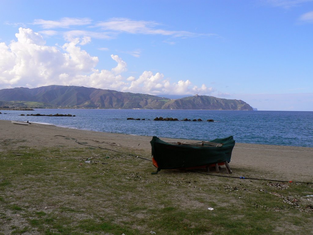 Tonnarella, Messina by Nicola e Pina in Sicilia