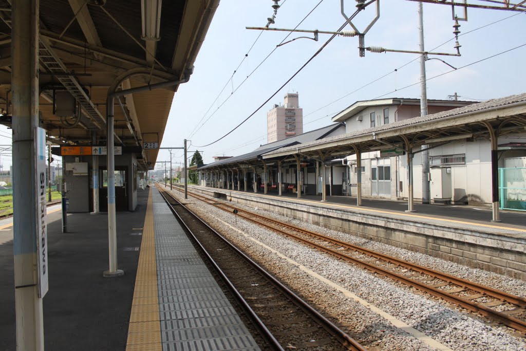 渋川駅 by くろふね