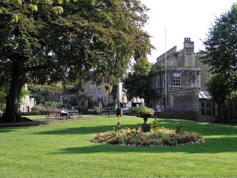 Tranquil garden setting, Bradford-On-Avon. by Andrew Royle