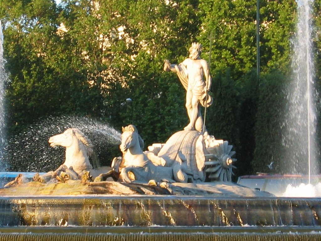 2007 Plaza Cánovas del Castillo - Fuente Neptuno by Javier Segura