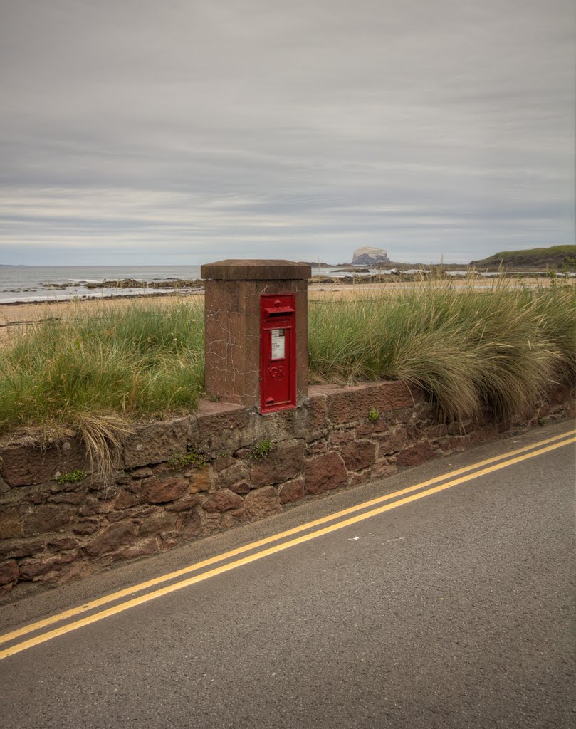 North Berwick by Alifink