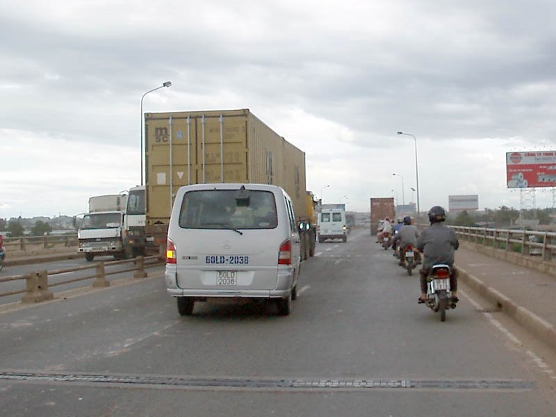 Cầu - Đồng Nai (Km1873+275 QL-1A) - Bridge by Vietnam - Paracels