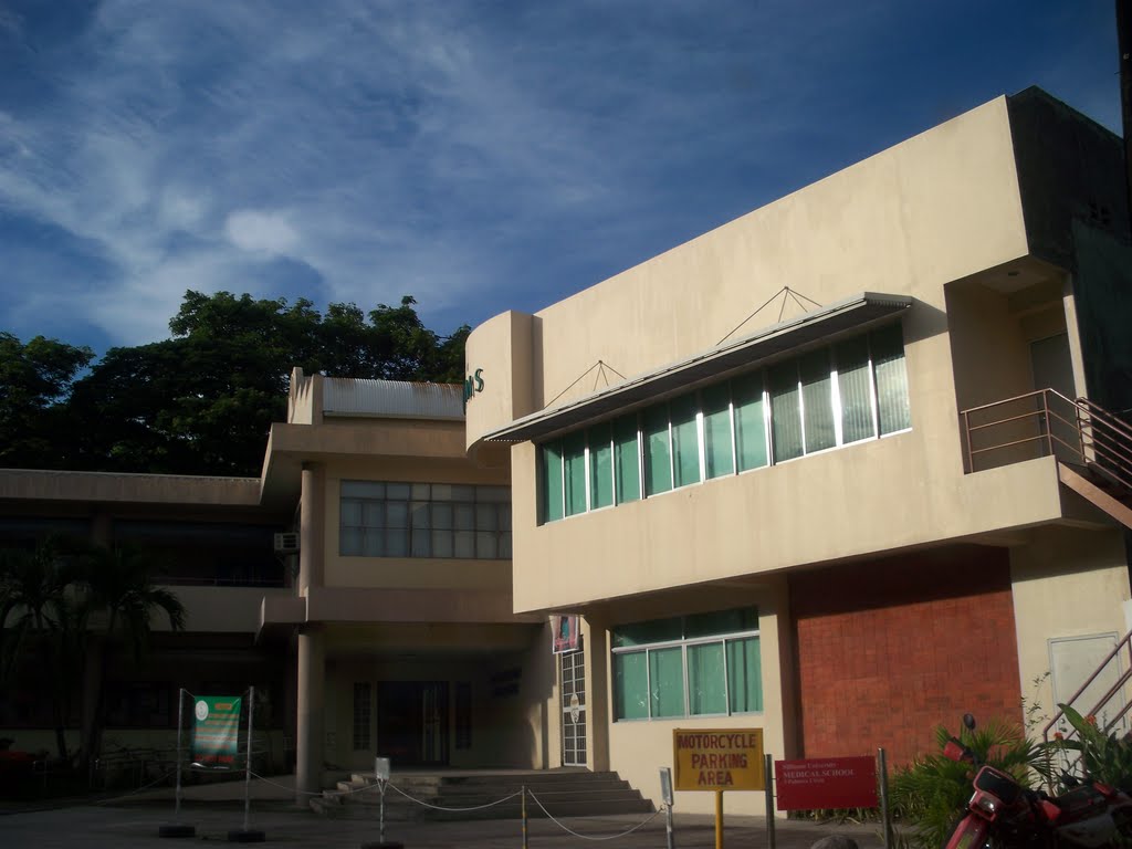 SU Medical School at the Silliman University campus in Dumaguete City, Oriental Negros, Philippines, N by kang © francis b i ♣