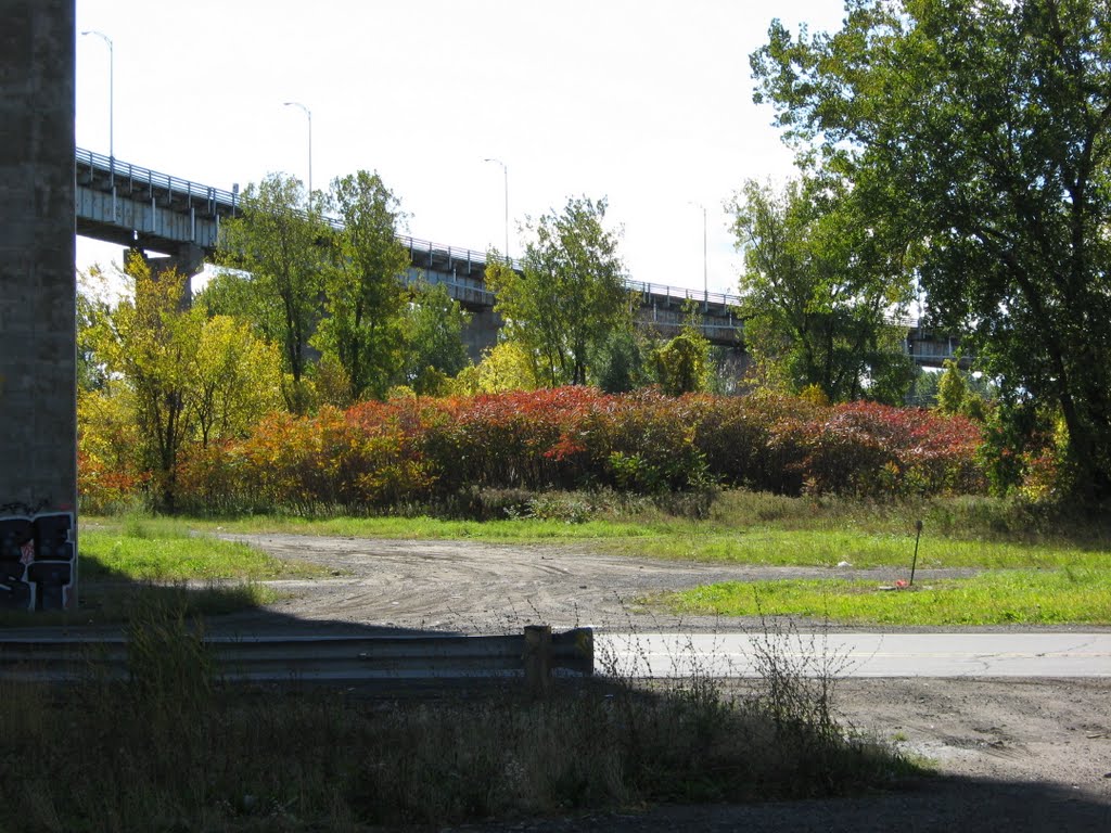 Pont Mercier rive sud en direction Châteauguay by Le marcheur