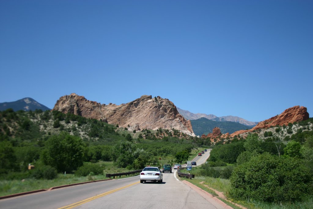 30th St Entry to Garden of the Gods by Thom Jones