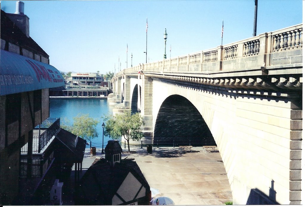 London Bridge, Lake Havasu City, AZ by MOGRAM