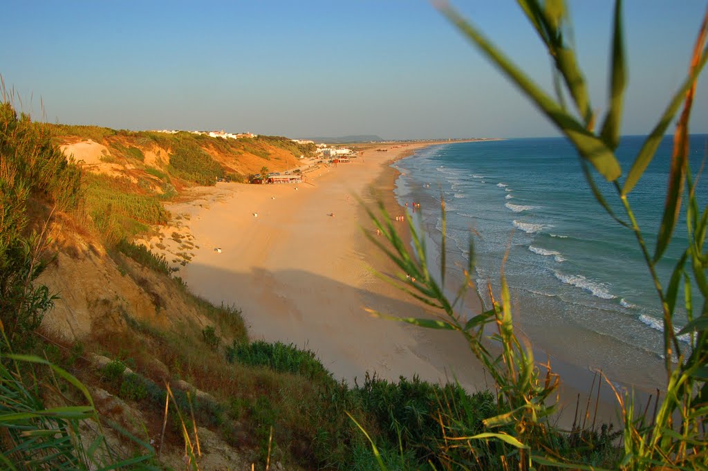 Playa Del Roqueo-Fontanilla by zbiada