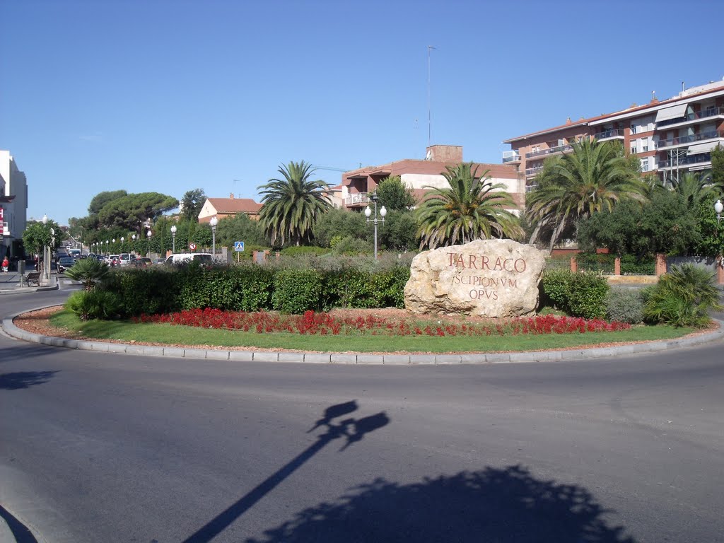 Glorieta de entrada a la Playa L'Rabasada by Marcos Prieto García