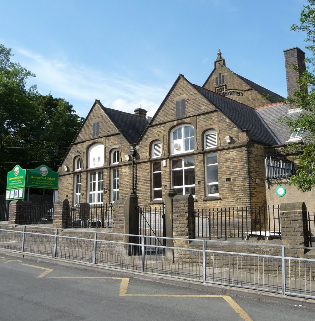 Barrowford County Primary School by Immanuel Giel