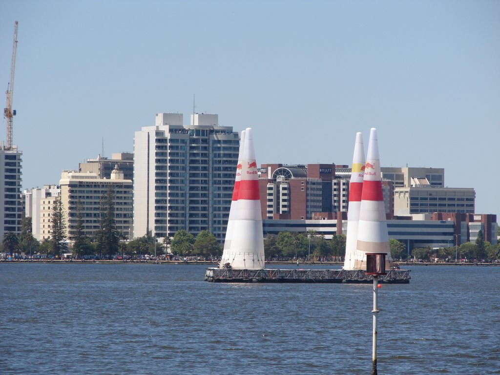 Perth - Red Bull Air Race 2007 by Derek Graham