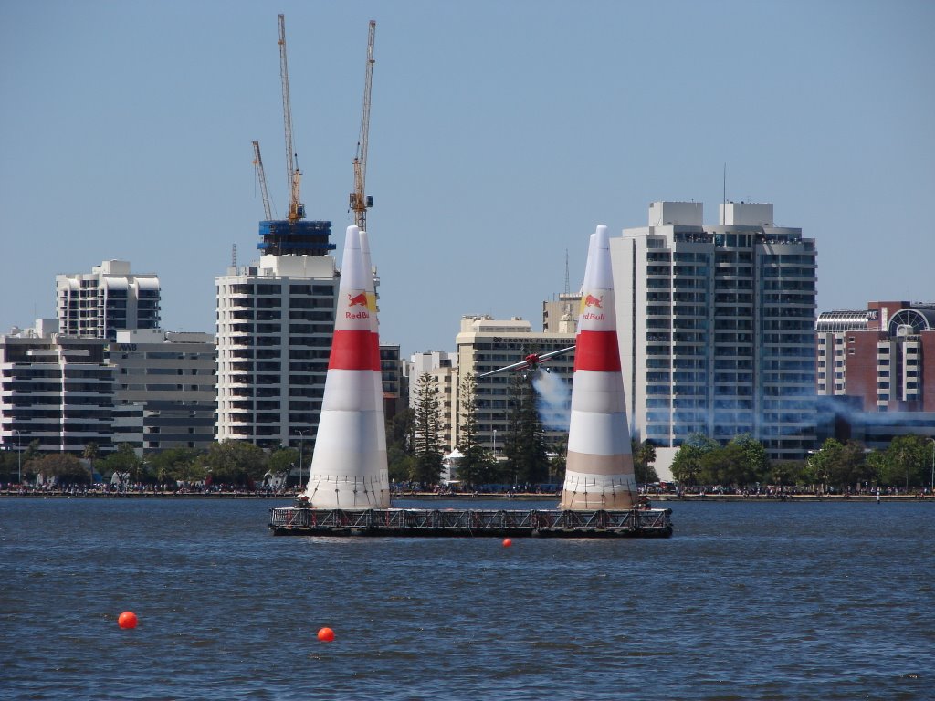 Perth - Red Bull Air Race 2007 by Derek Graham