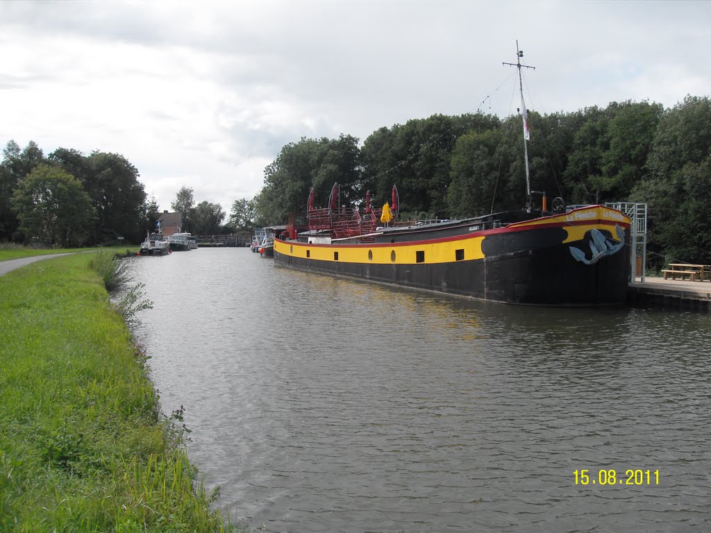 Canal du rhône au rhin by robert cinti