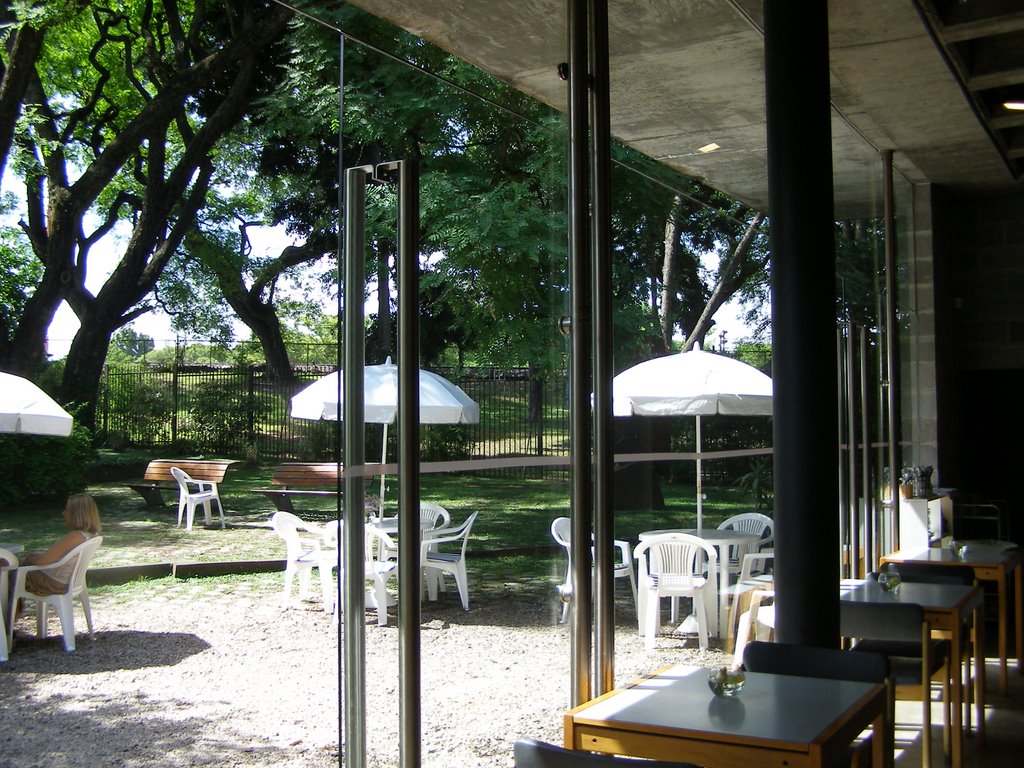 Museo Sivori- Desde Confiteria hacia el patio interno - Buenos Aires by Néstor J.F. Balagna