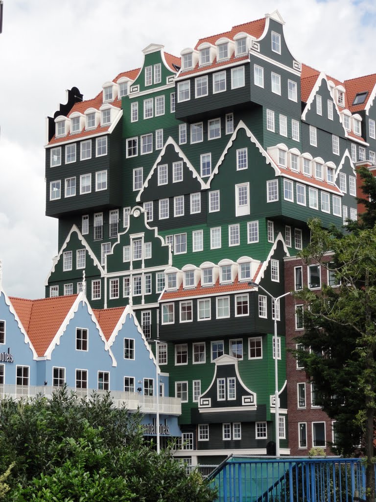 Inntel Hotel, Zaandam. by 245Ronald