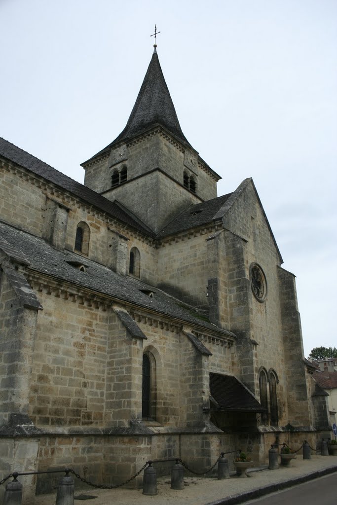 L'église d'Aignay le Duc by Piliph