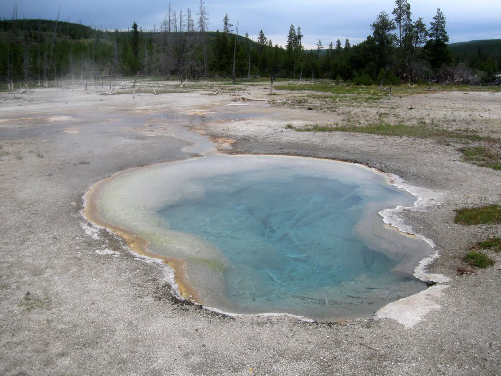 Biscuit Basin, Yellowstone | DyeClan.com by dyeclan.com