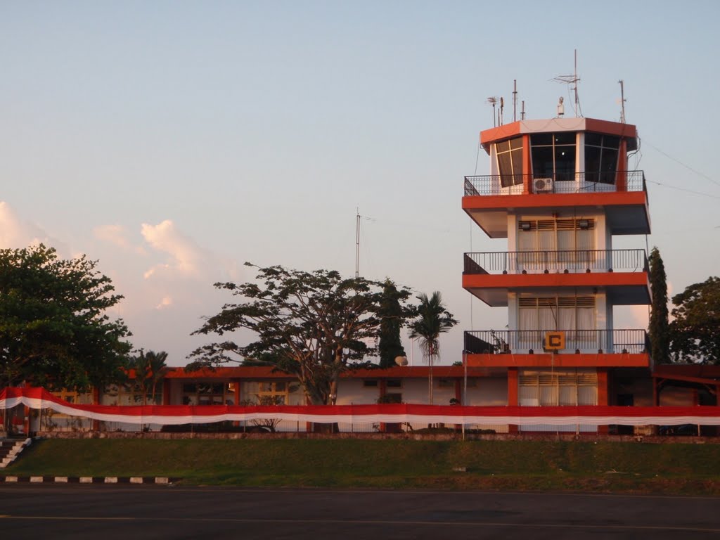 Cute tower at Bengkulu Airport by HeliAgus