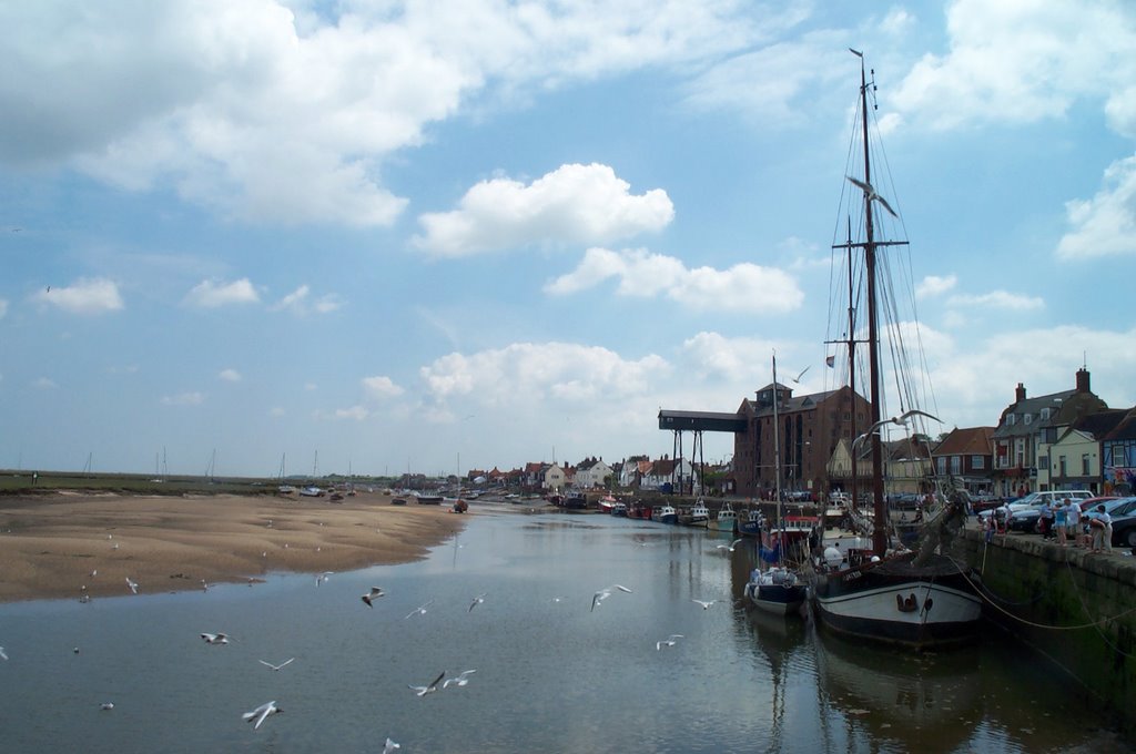 The Quay, Wells Next-the-Sea by susiesdad