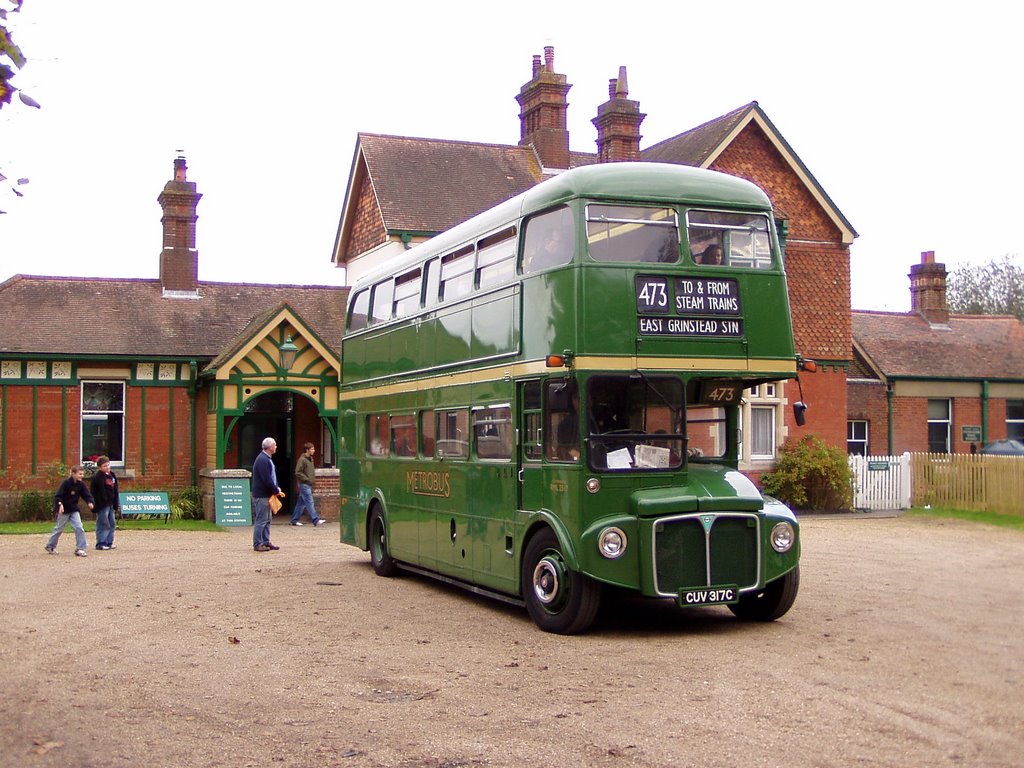 East Grinstead, UK by ianrj