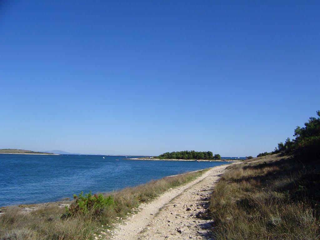 Cape Kamenjak - Mediterranean as it once was / Rt Kamenjak - Mediteran kakav je nekad bio by Marcel Mlinarić - CROATIA