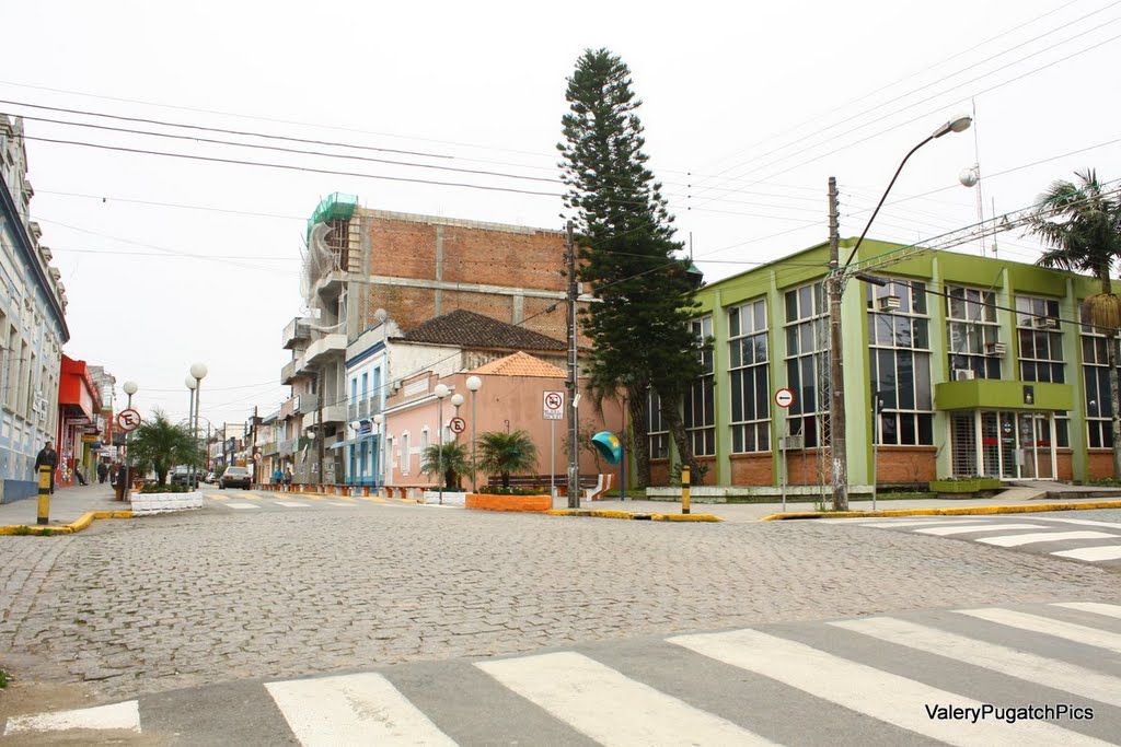 Prefeitura Municipal de Canguçu by valery pugatch