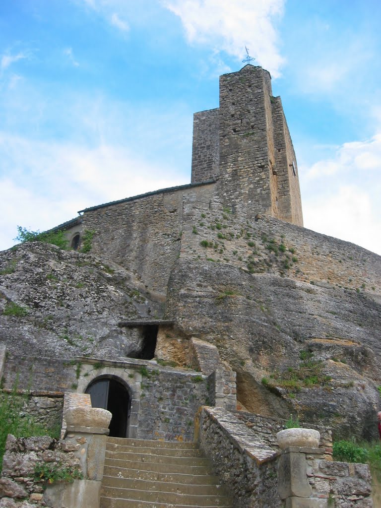 Accès à l ' église de Vals by Charbela