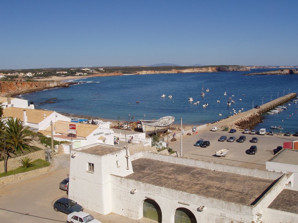 Porto de Sagres III by Isaac Fernandes