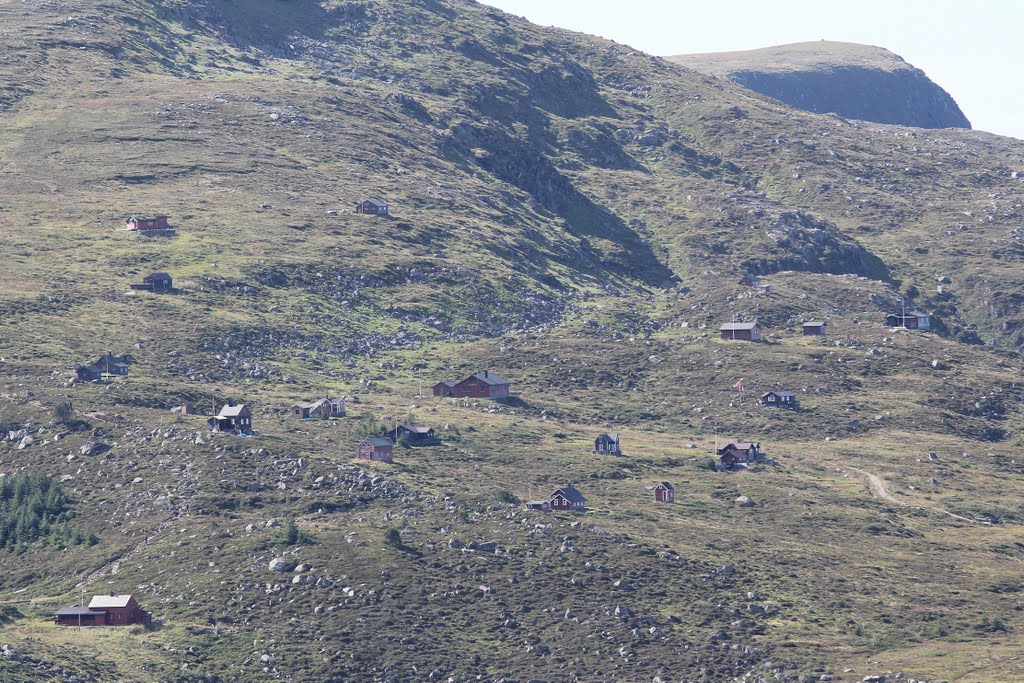 Hyttebyen på Sulafjellet by HOL1