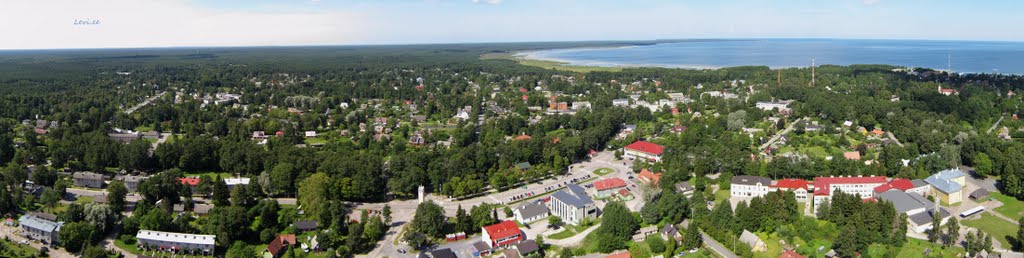 Kärdla, Hiumaa by Siim Jänes