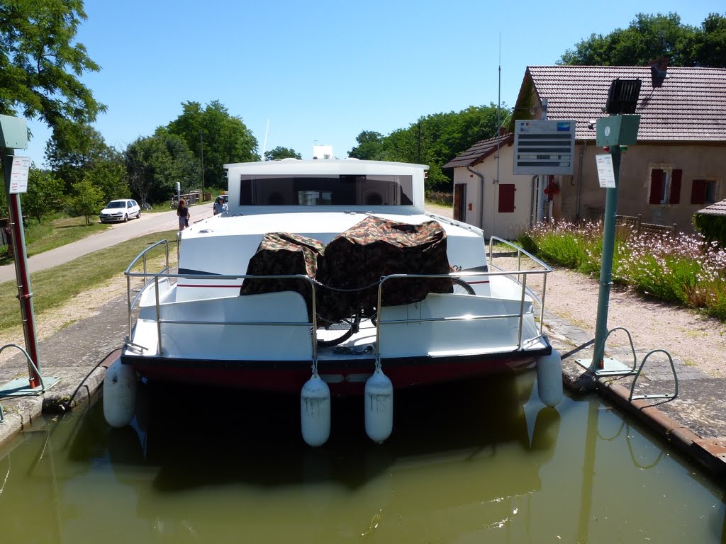 Canal du Centre. PK 108. Ecl 26_110626 by Martin Dudle-Ammann