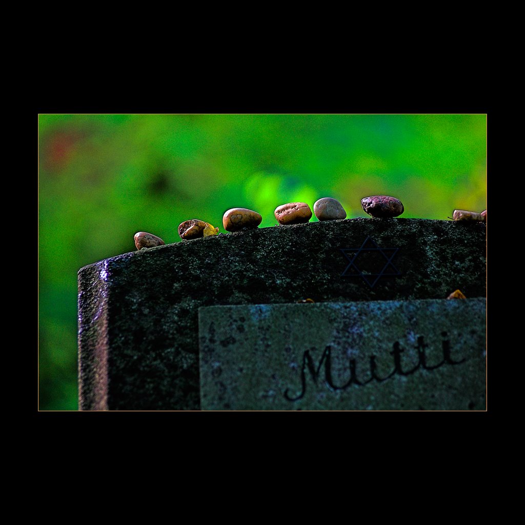 Jewish graveyard by Apu Jeno