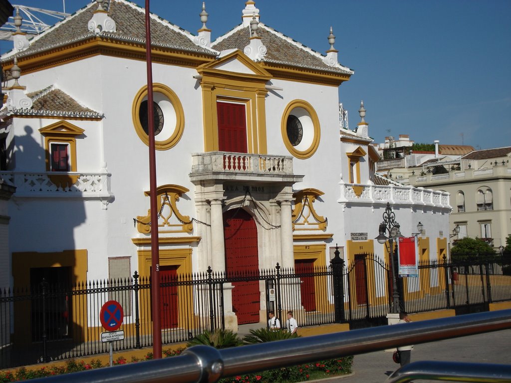 Plaza de Toros La Maestranza by cuca fernandez