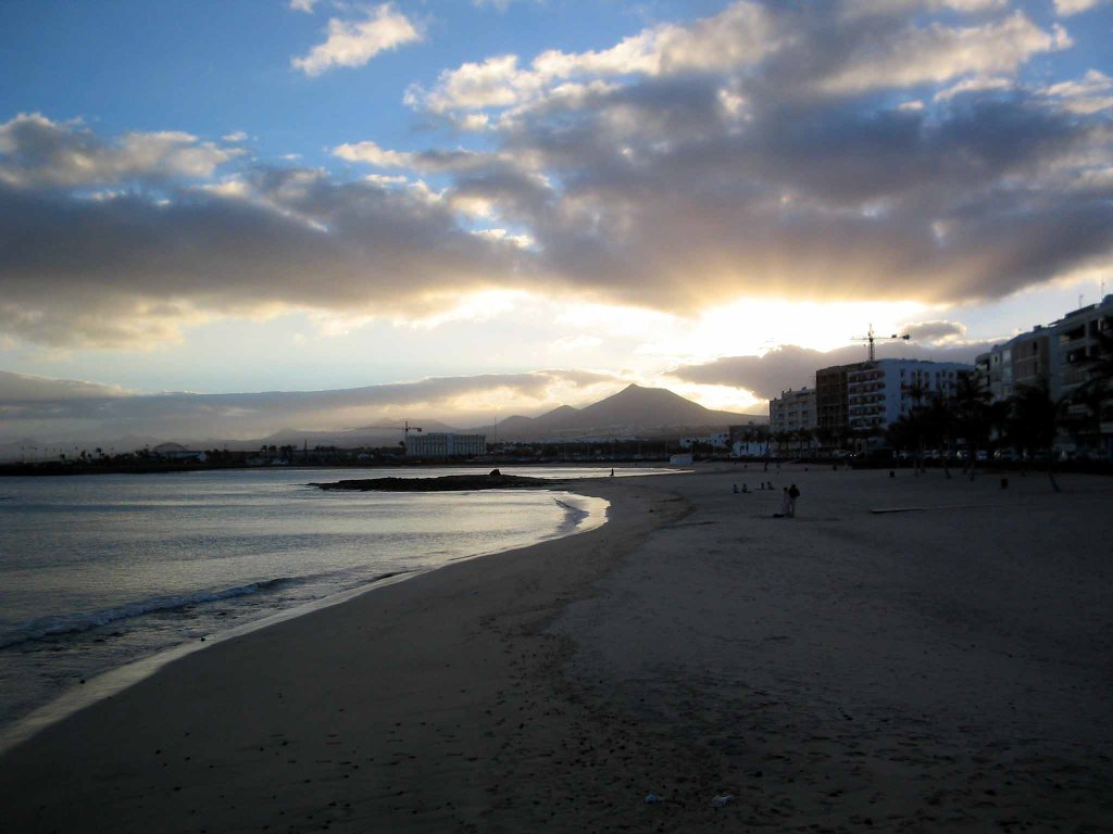 Playa de Arrecife by jmriomo