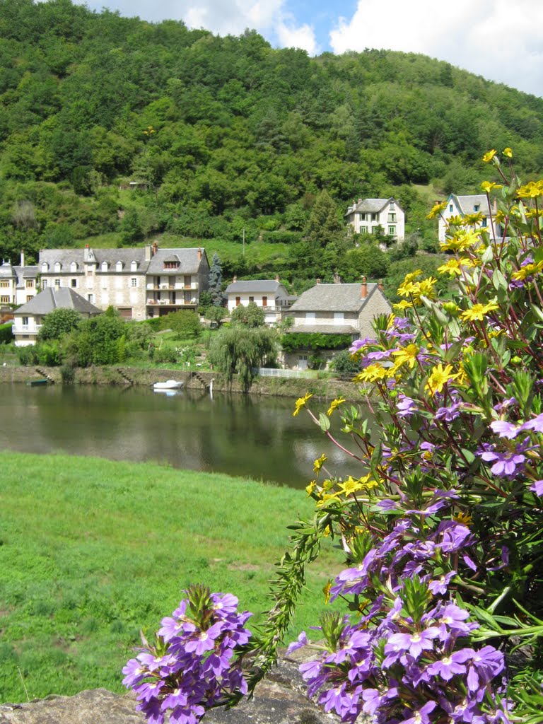 Bords du Lot ( Olt ) à Estaing by " Mystic Angel "