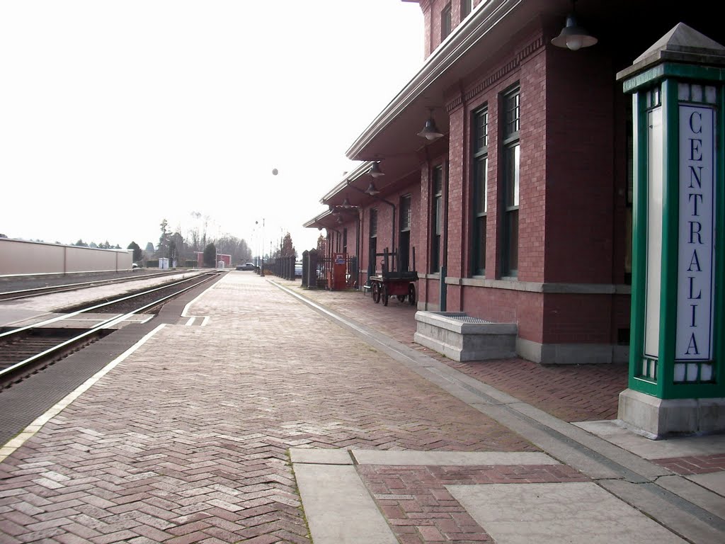 Centralia Amtrak Station by fuji38yasu