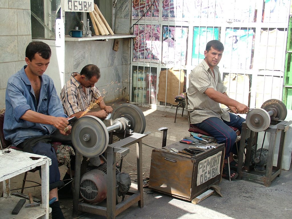 Siob bazaar, Samarkand by Andrej Paušič