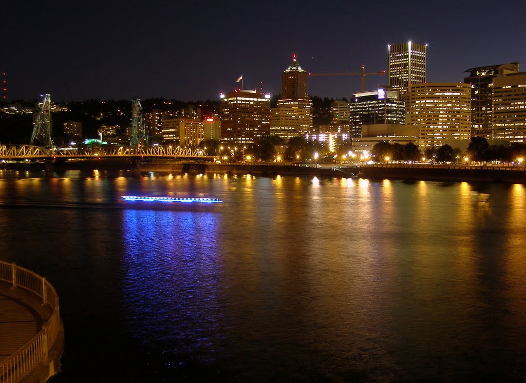 Downtown Portland - From Morrison Bridge Across the Willamette (suz) by Suzi in Oregon