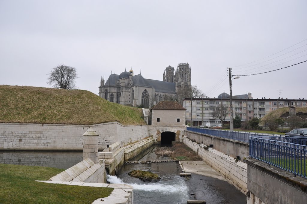 Fortifications de Toul; Cathédrale Saint-Étienne de Toul, Toul, Lorraine, France by M.Strīķis