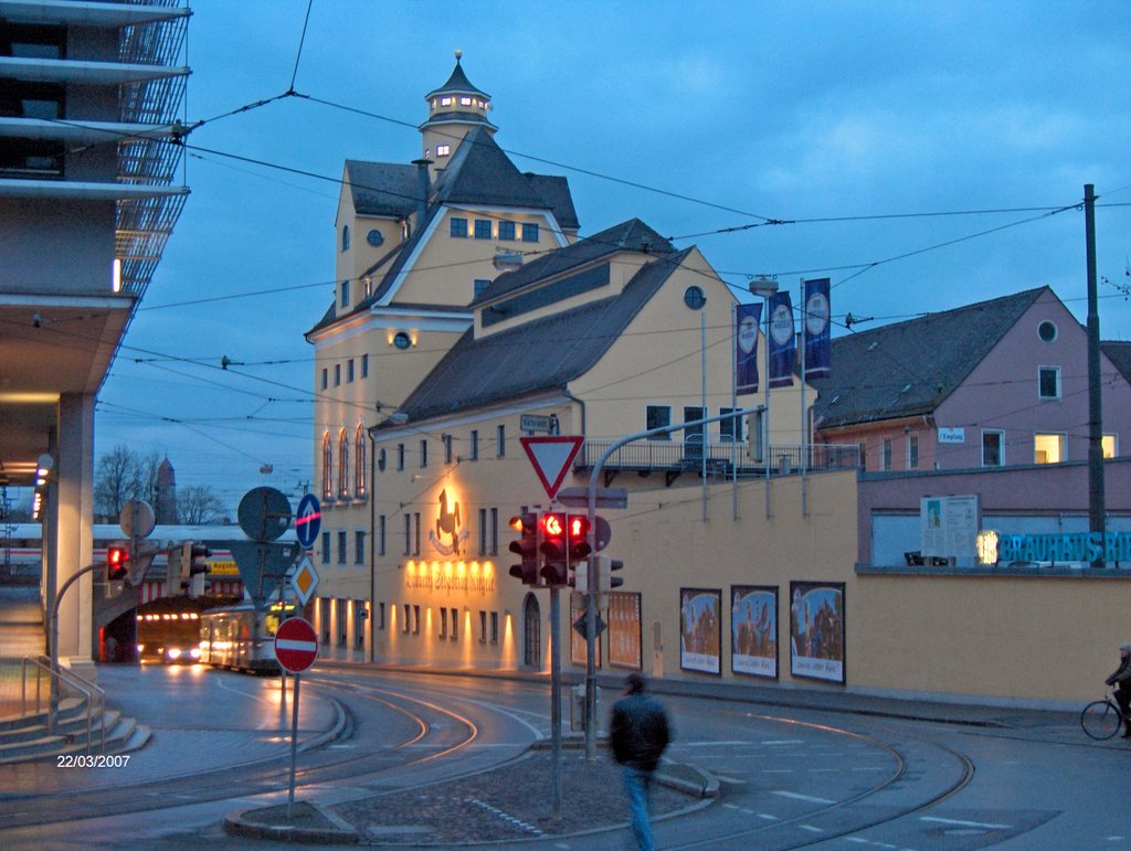 Brauhaus Riegele und Pferseer Unterführung by jm.ipfelkofer