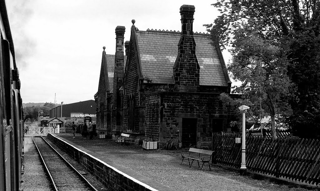 Darley Dale station (Peak Rail) by Steve Hepworth