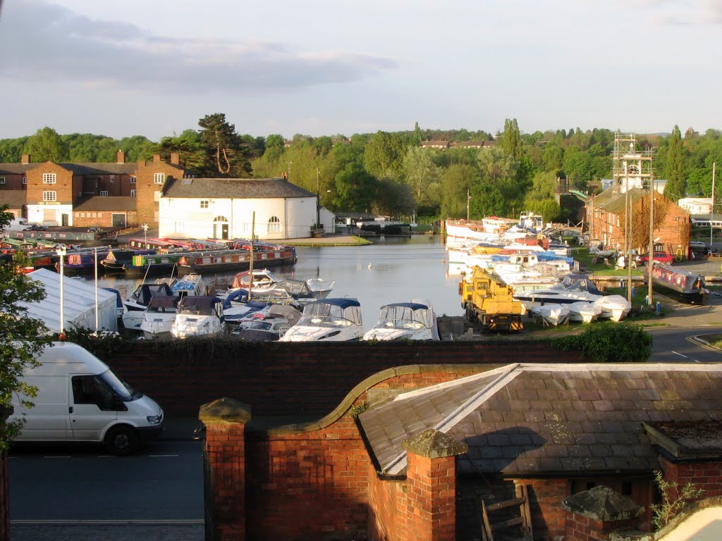 Stourport Yacht Club from Oakleigh Guest House by Pete Taylor