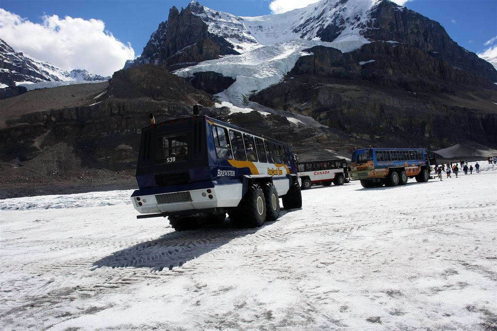 Antabasha Glacier by paoloscardina