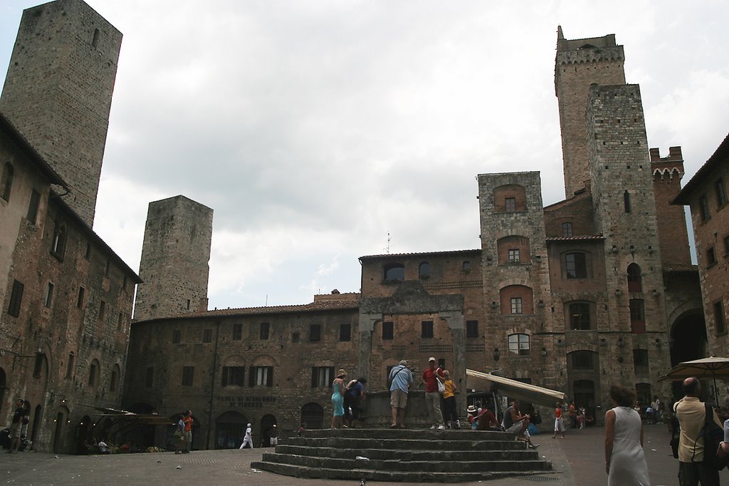 Tuscany (Toscana), San Gimignano by Andrej Petelinšek