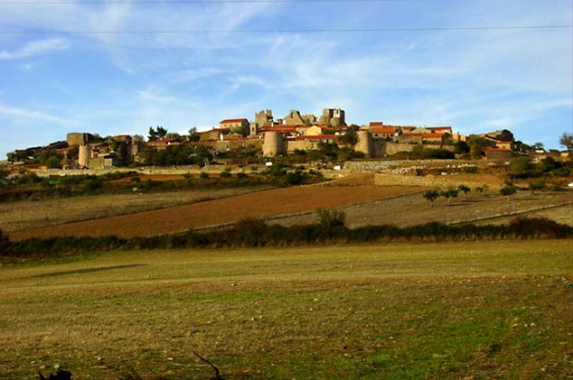 Castelo Rodrigo by Manuel da Maia