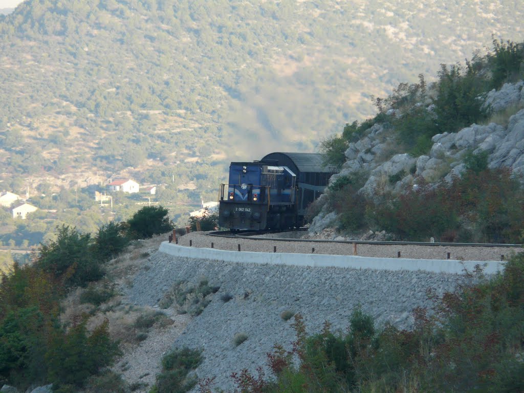 B 825 near Bradašce by LoBéla