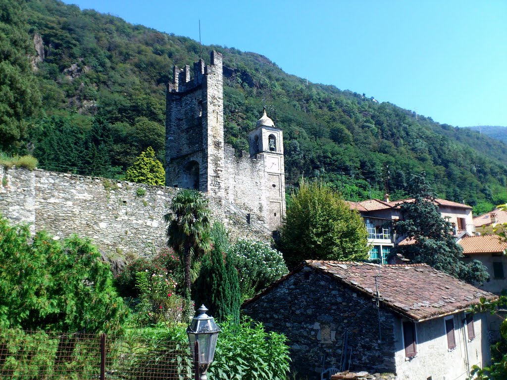 Corenno Plinio - Dervio - Lecco by Pigazzi Fabrizio