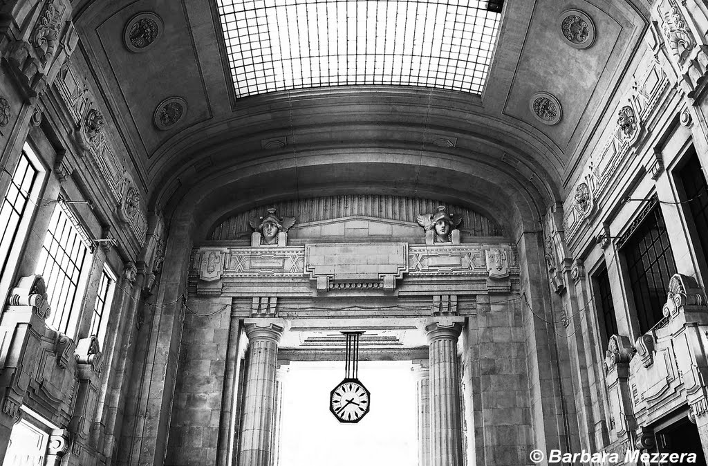 Milano,stazione centrale (b&n) by Barbara-LAKE-