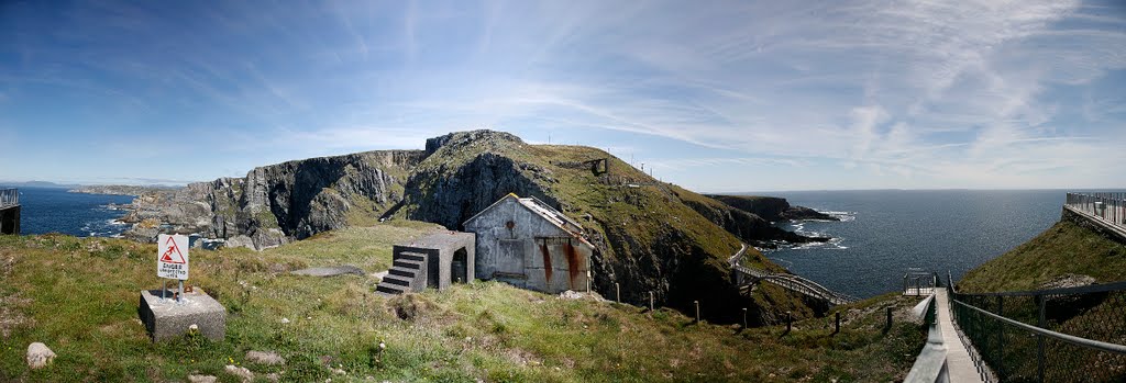 Mizen Head, Co. Cork, Irland by U.Walli